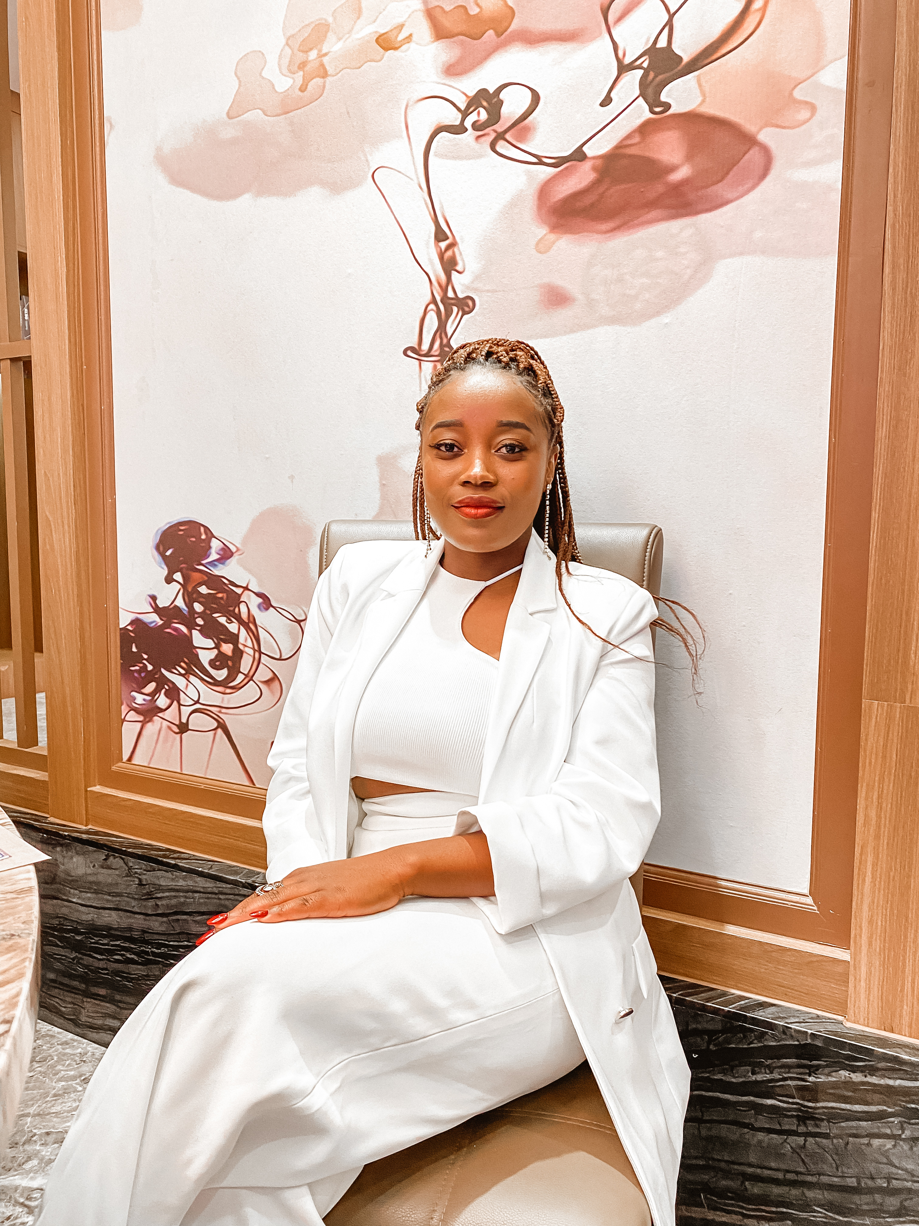 Leida, trenzadora profesional afro en Alicante