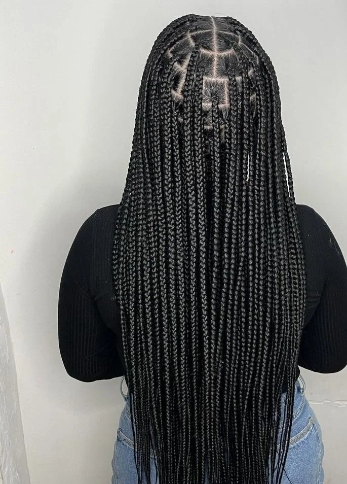 Knotless Braids — ejemplo 1